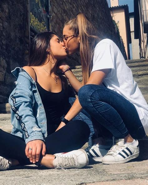 lesbianas sin ropa|Los mejores 2000+ vídeos de Lesbianas